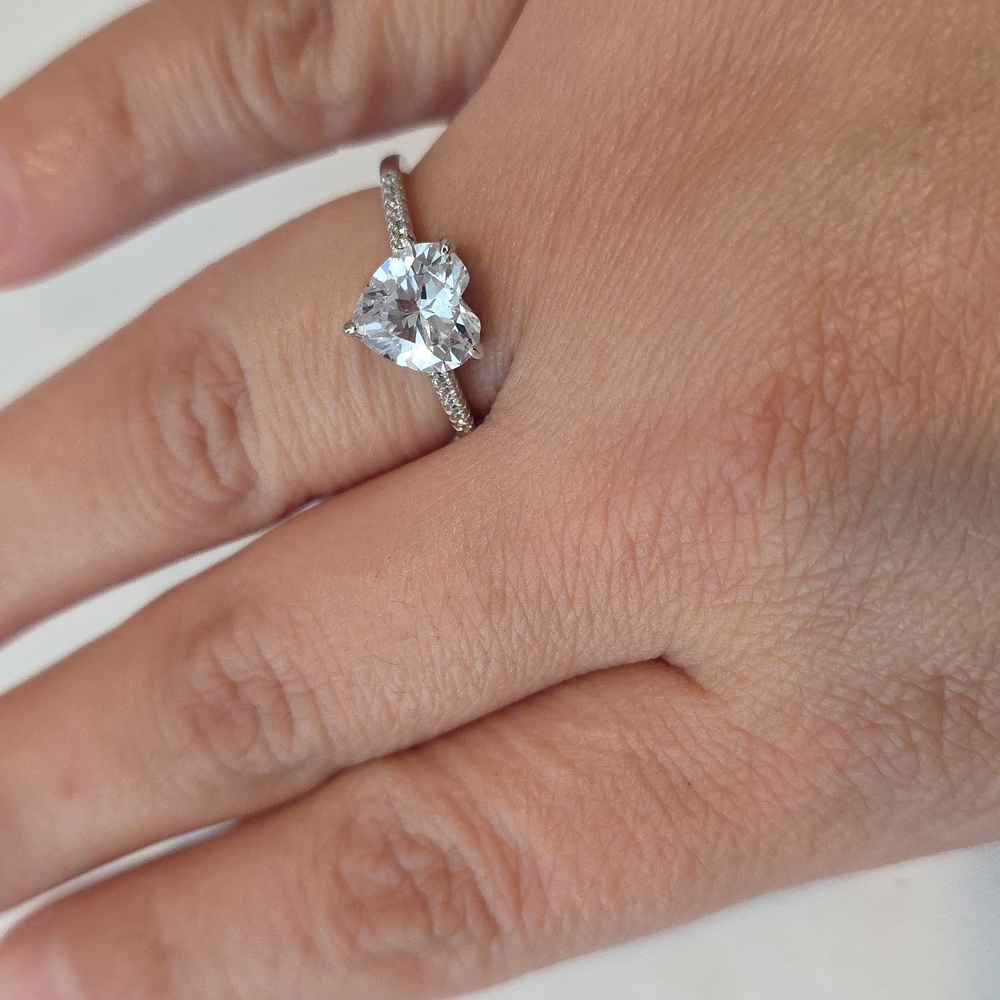 Heart ring
